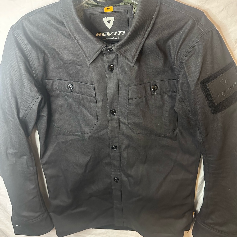 REV’IT! Worker Armored Motorcycle Jacket, Small, CE Armor, Black